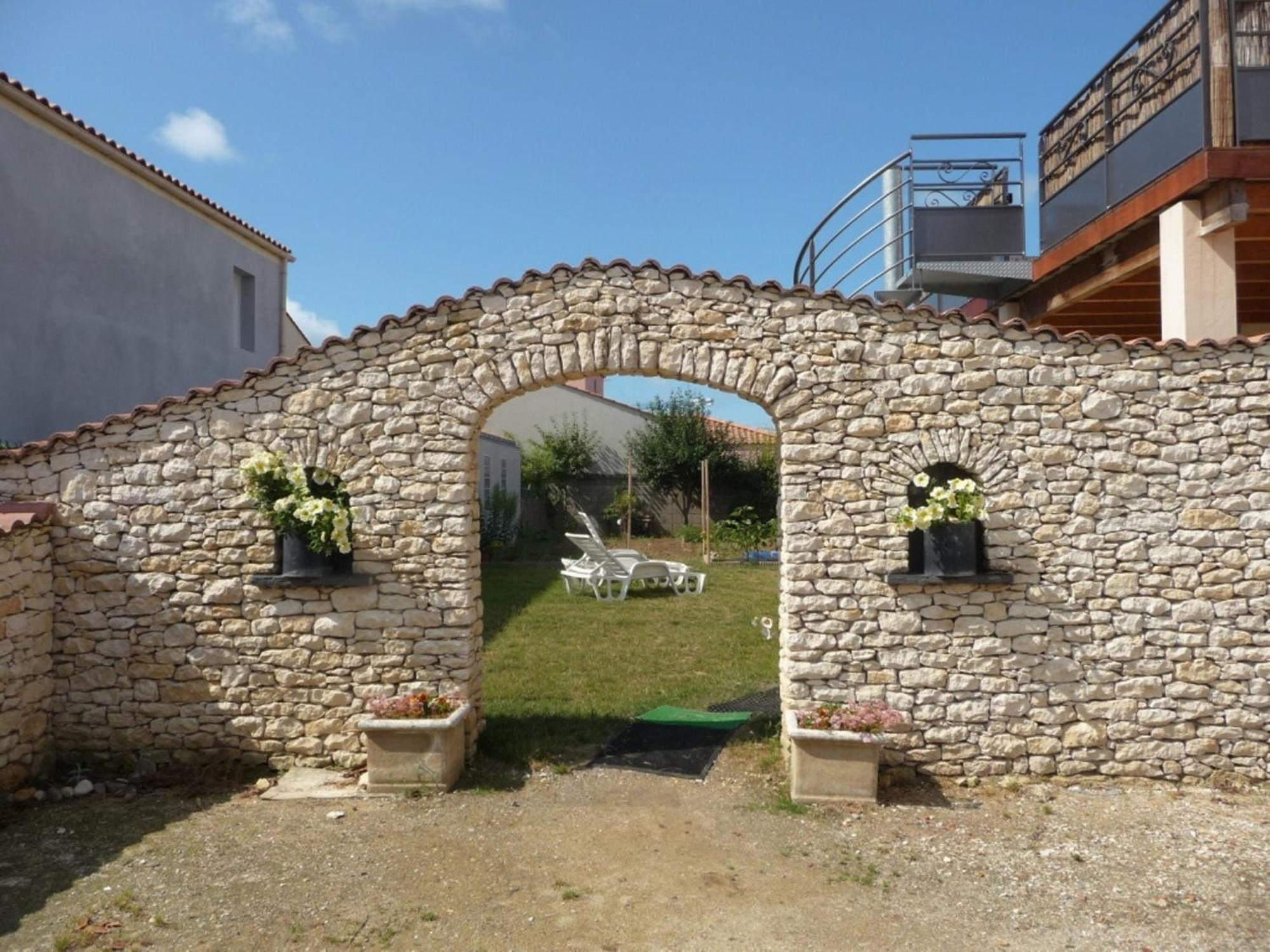 Chambre D'Hote Fleur De Potager Les Sables-d'Olonne Exterior photo
